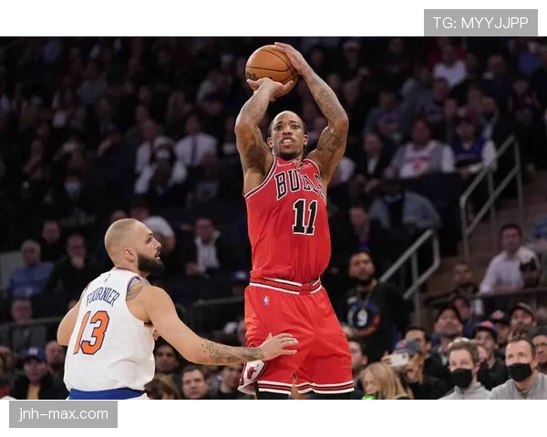 德罗赞单打后仰主导关键得分，胜过拉文牵制