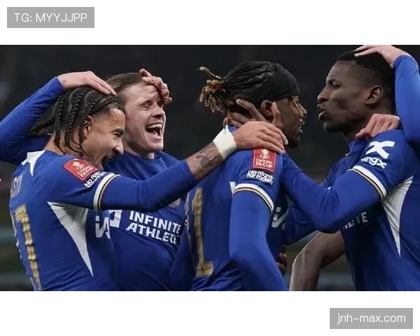 杜埃的战术角色与自主进攻能力解析