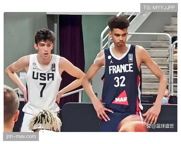 切特·霍姆格伦高位挡拆制造错位显著提升内线终结效率