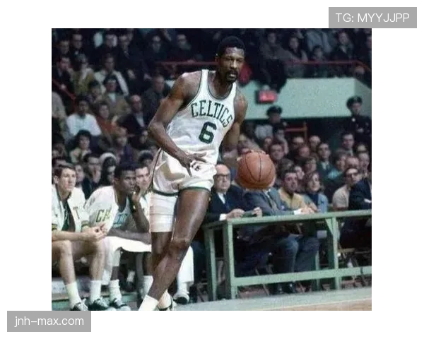 拉塞尔护筐主导防守，11冠影响力胜过约基奇