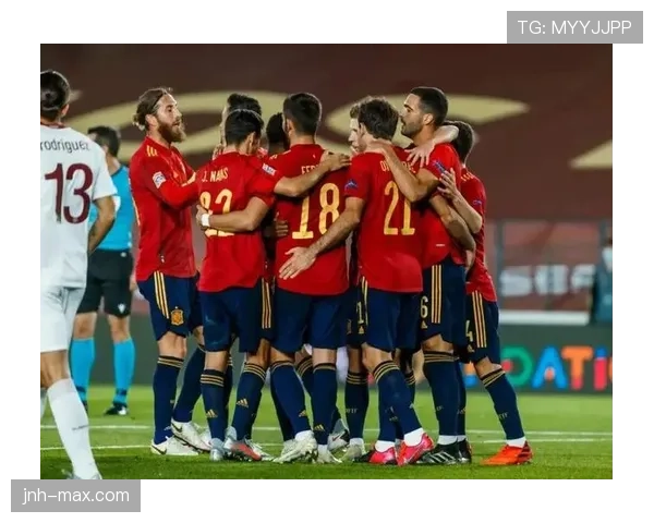 伊萨克如何以技术型9号重塑现代中锋的战术角色与能力边界